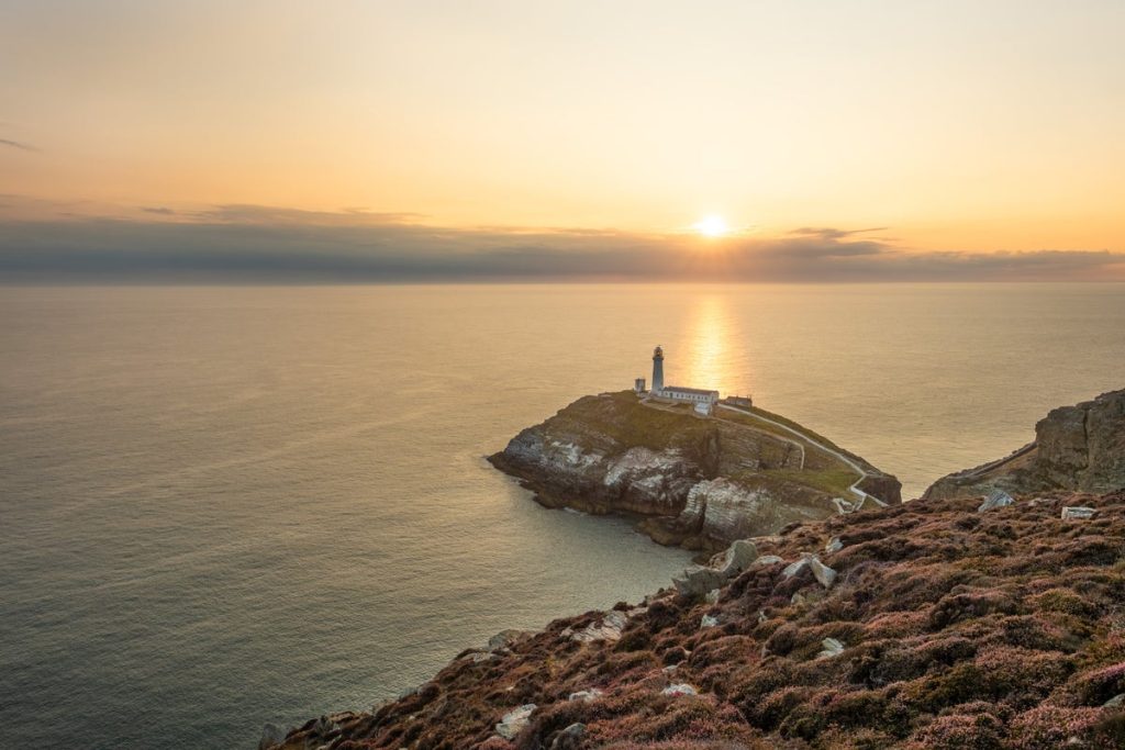 Best meditation and mindfulness UK retreats for a relaxing 2026 break