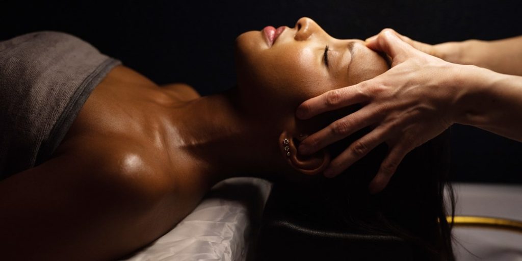 $195 -- Fairmont Breakers Long Beach spa day w/pool