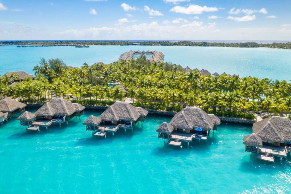 10 points-friendly luxury hotels where kids eat free