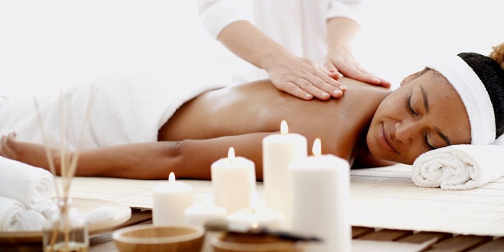 $229 -- Well-located Monterey hotel w/breakfast, up to 48% off