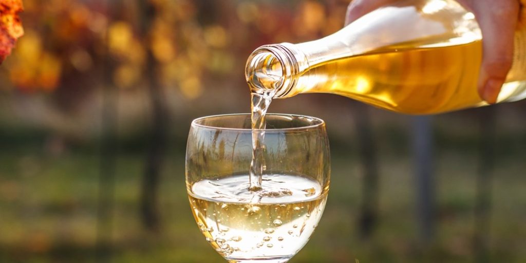 $999 -- France: 5-star wine country escape w/meals, $534 off