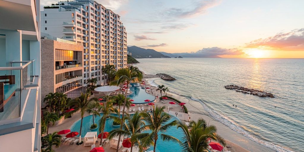 $999 -- All-inclusive Puerto Vallarta escape for 2