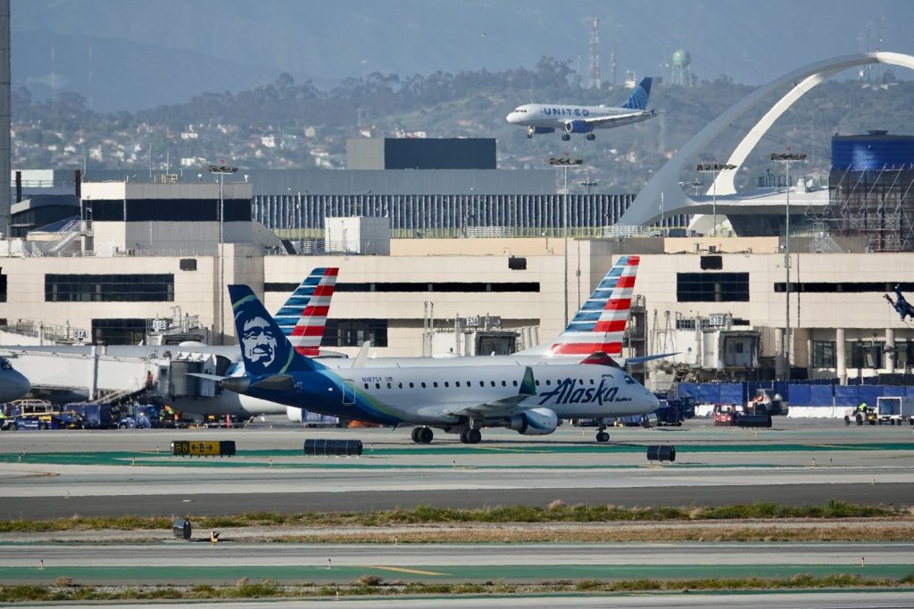 American Airlines: no merger, yes to expanded partnerships