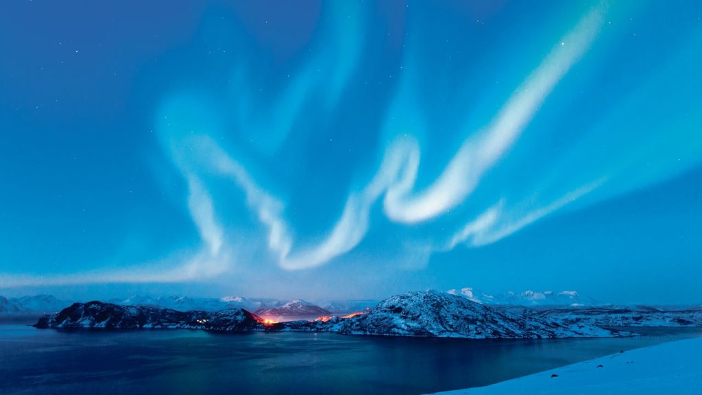 If You're Going to Chase the Northern Lights, Try Cruising with a Professional ‘Aurora Chaser’