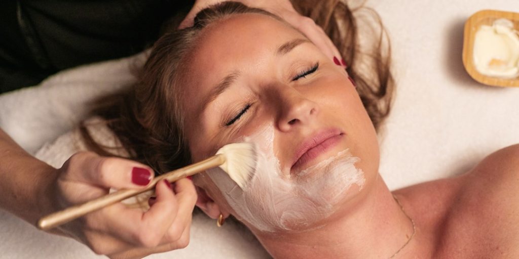 $139 -- Spa day on Shelter Island w/bubbly, reg. $249