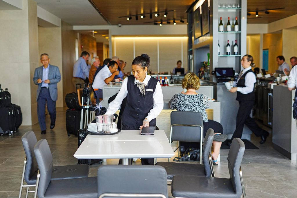 Is It Cheaper to Buy Food at the Airport or Pay for a Lounge Pass?